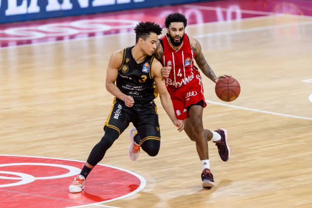 转会市场上 转会市场上