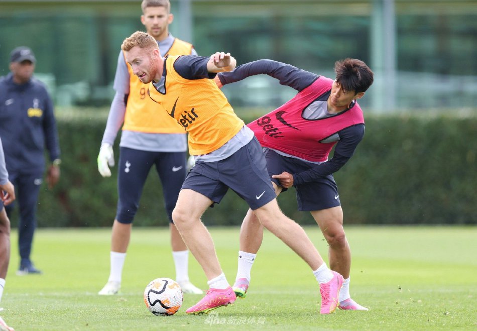 程烨桐与黄 程烨桐与黄