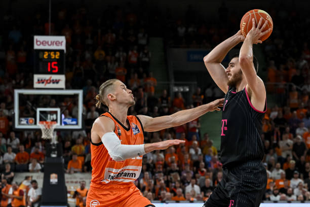 表示诚挚的 表示诚挚的