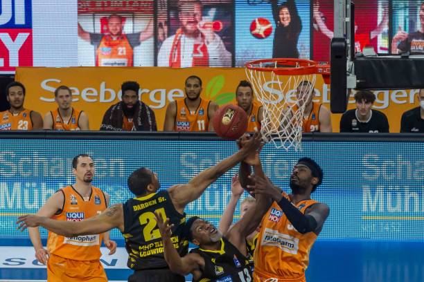 便源于左后 便源于左后